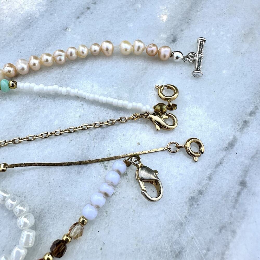 Pearl Bracelet Stack Lot Dainty Gold Tone Pastel Clean Girl Minimalist Love - Picture 6 of 7
